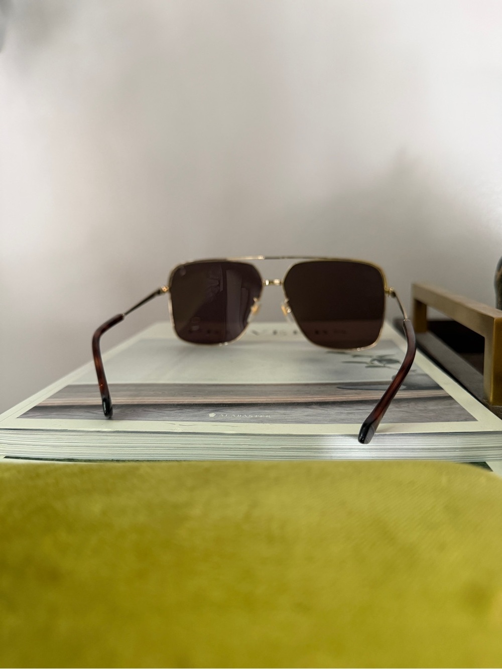 NWOT AUTH Gucci Gold Frame Aviator Large Sunglasses Original Velvet Case Wipe - Picture 6 of 7